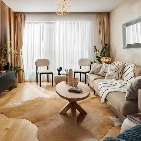 Pure Living W. Private Parking Appartement *