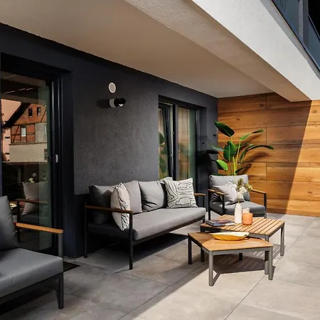 Pure Living W. Private Parking * Braşov