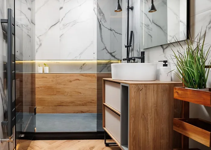 Pure Living W. Private Parking Брашов